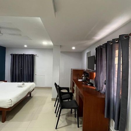 The Reach Hotel Kochi 외부 사진
